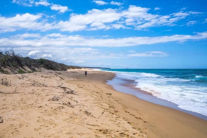 Ninety Mile Beach